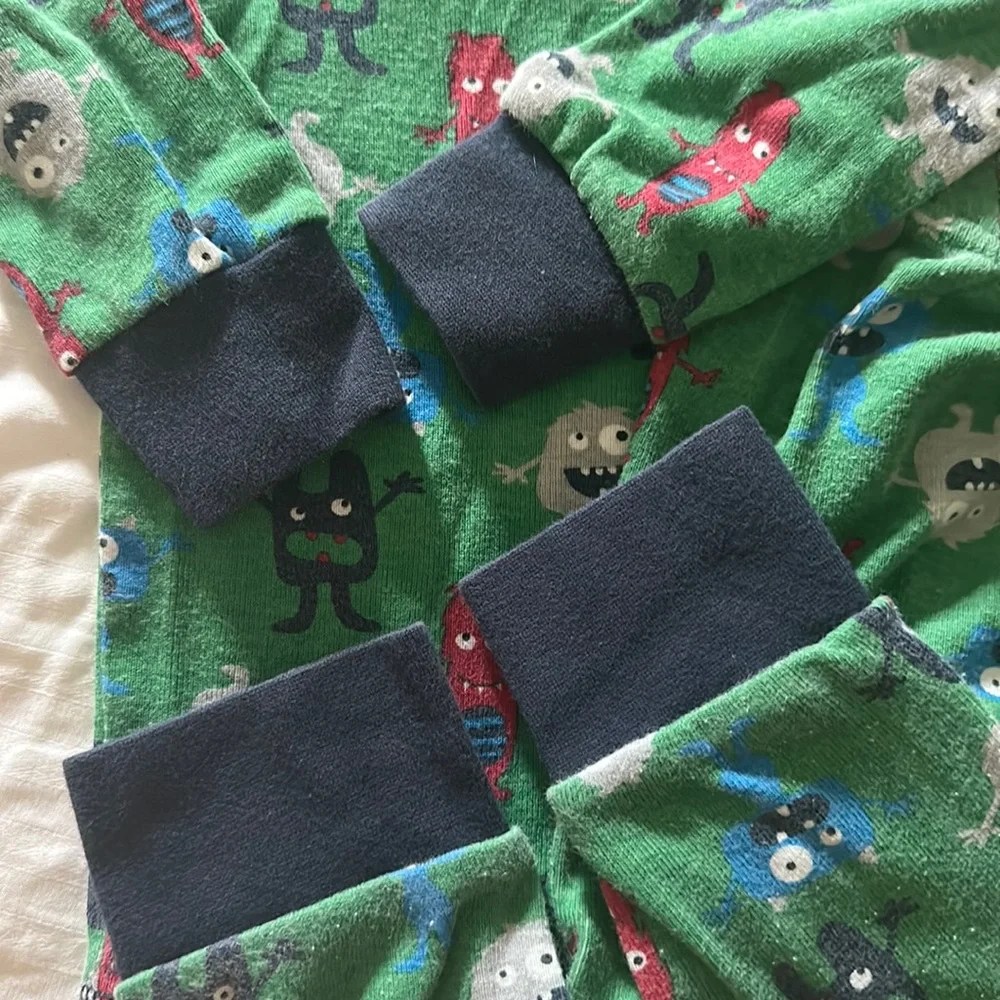 Kirkland Organic Cotton Pajamas - Picture 5 of 5